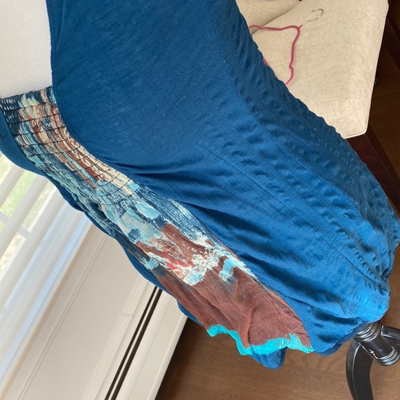 Save The Queen - Sleeveless Top - Picture 9 of 15